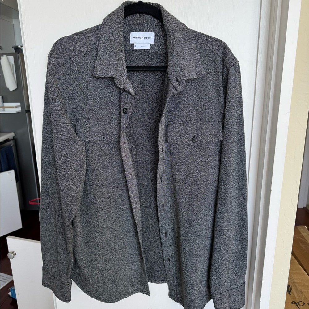 Ministry of Supply Men’s Gray Button-Up Shirt – Classic & Versatile
